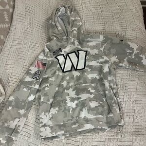 Washington Commanders Salute to Service Hoodie